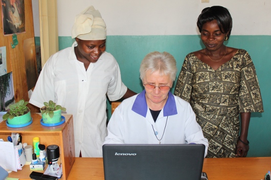 Laptop dla ośrodka zdrowia w Kongu Demokratycznym