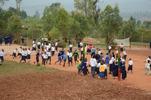 Uroczyste otwarcie szkoły podstawowej w Masaka