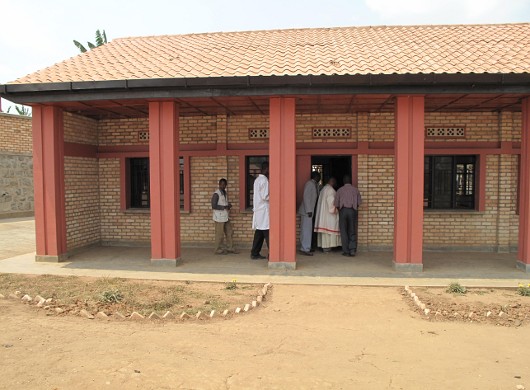 Otwarcie szkoły w Nyarushishi/Nkomero